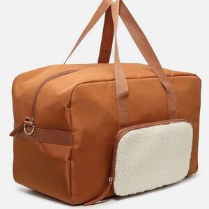 NWT DSW The Weekender Travel Duffle Bag with Removable Sherpa Pouch Brown Large